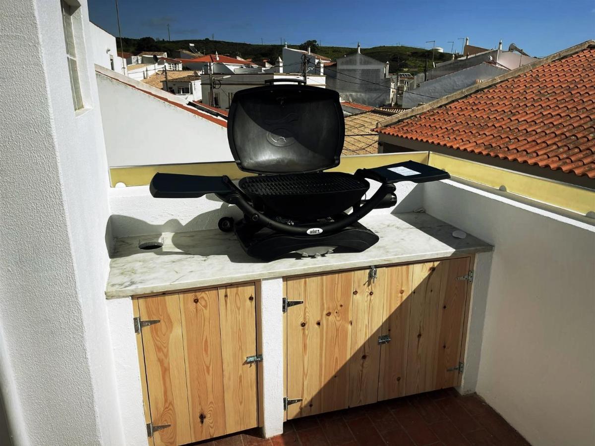 Algarve Surf House Lägenhet Raposeira  Exteriör bild